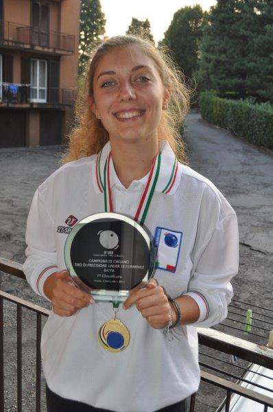 La campionessa italiana sul balcone di casa